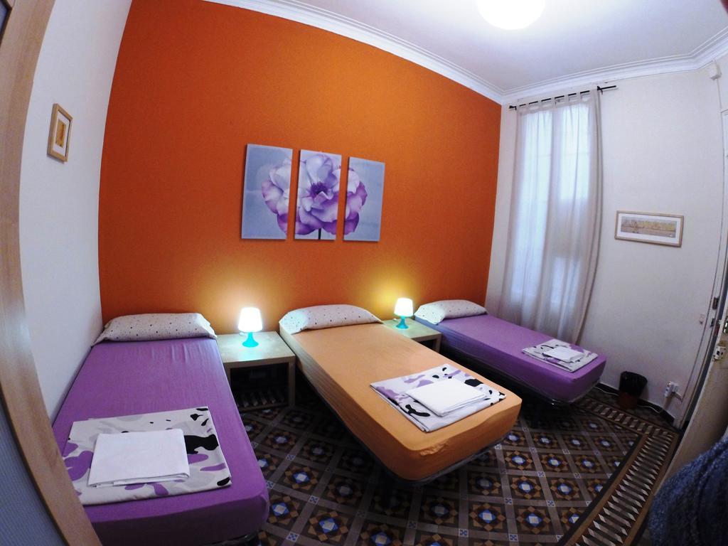 Blue Hostel Барселона Номер фото