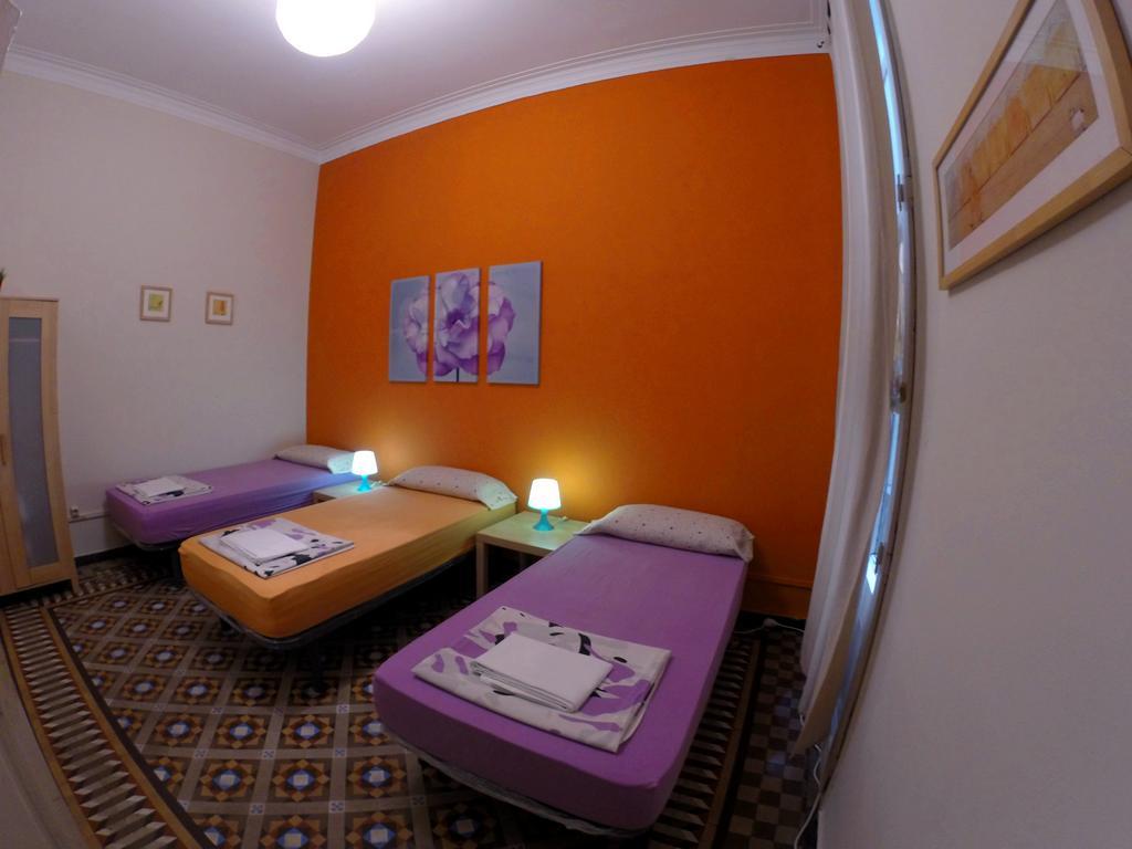 Blue Hostel Барселона Номер фото