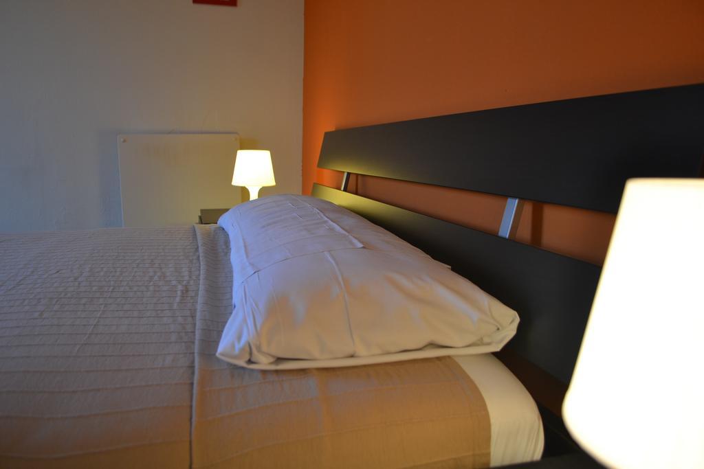 Blue Hostel Барселона Номер фото