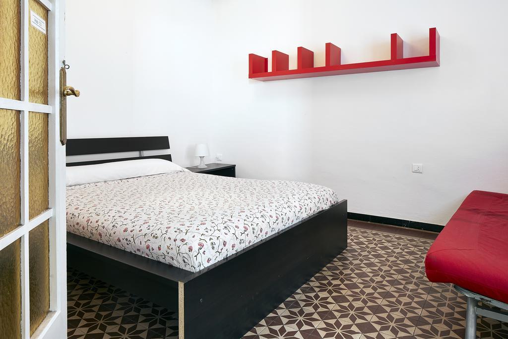 Blue Hostel Барселона Екстер'єр фото