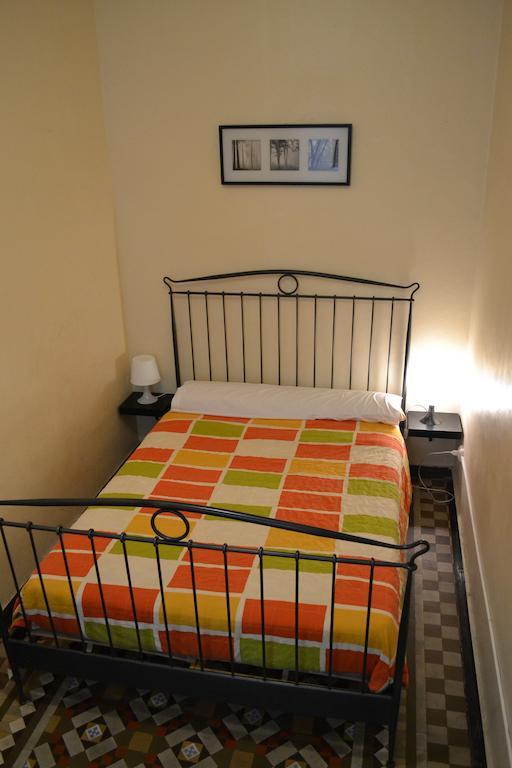 Blue Hostel Барселона Номер фото