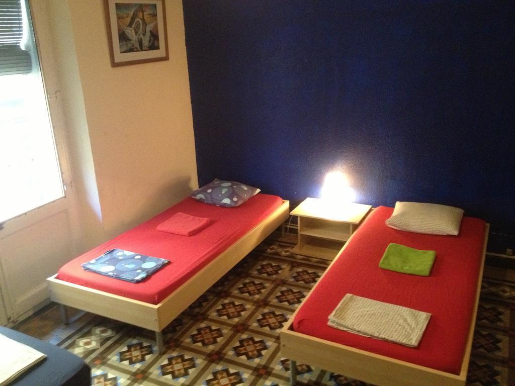 Blue Hostel Барселона Номер фото